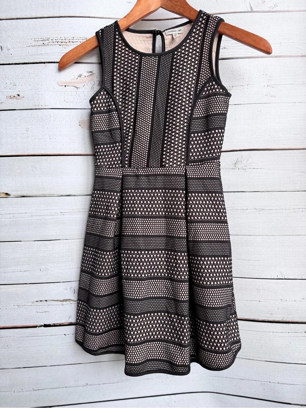 Monteau Black & White Sleeveless Fit and Flare Party Dress